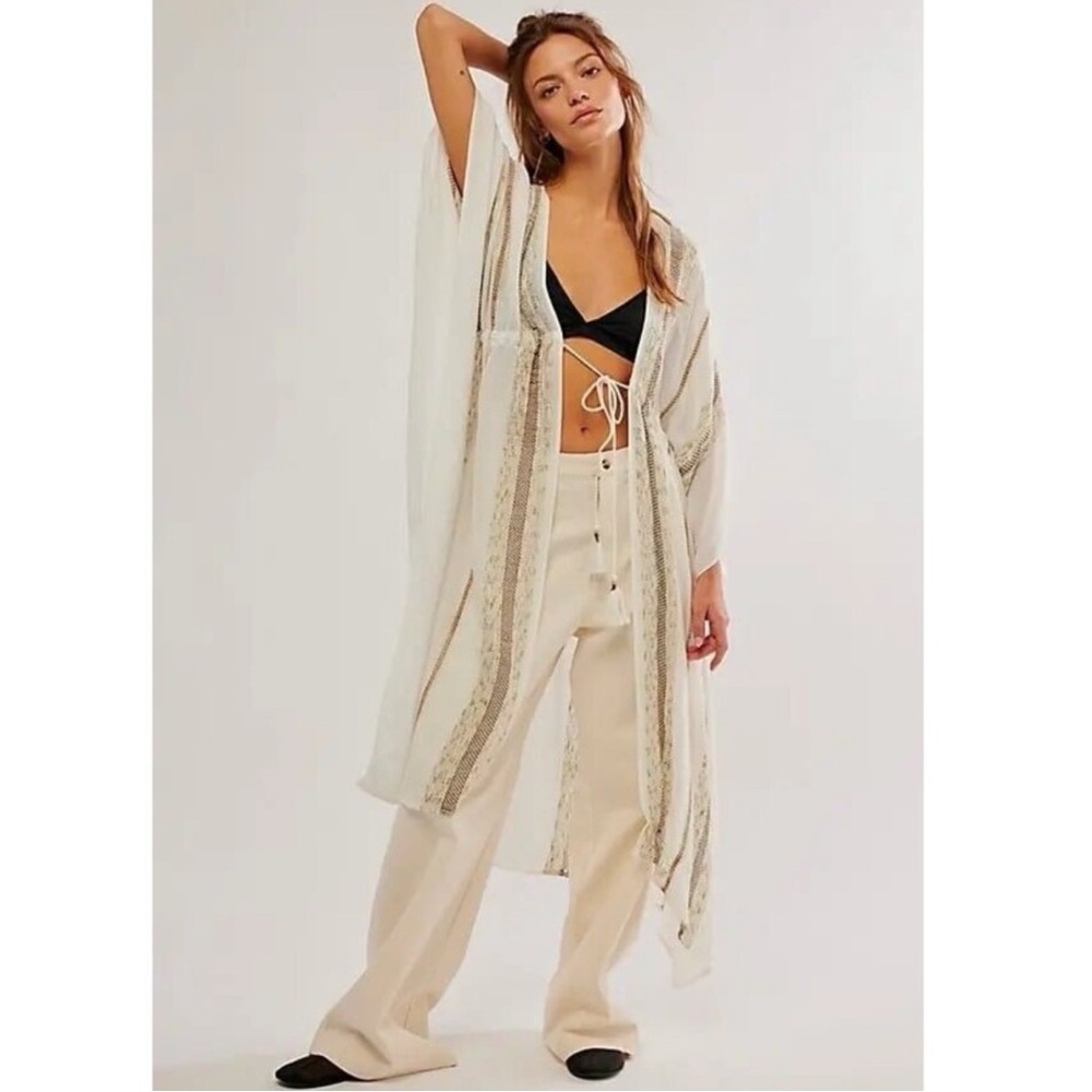 Free People Emerald Coast Kimono One Size In Antique Ivory